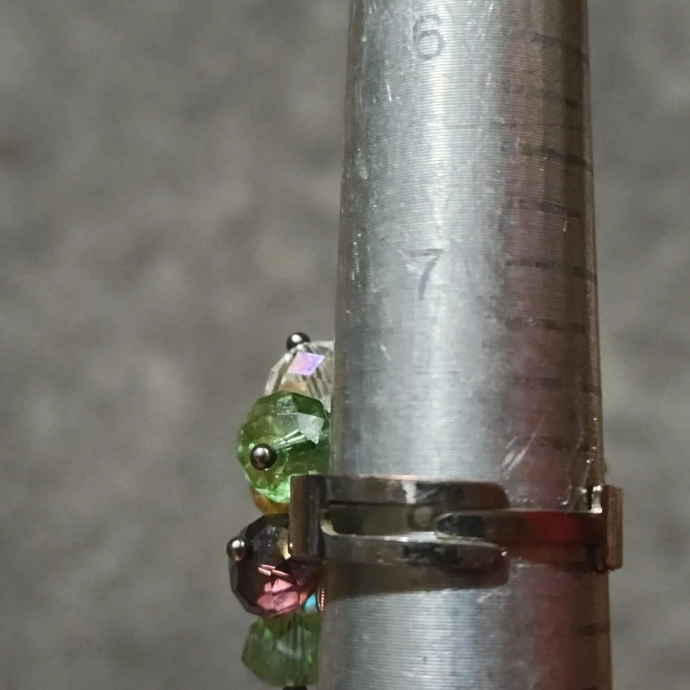 VINTAGE MULTICOLORED CRYSTAL CLUSTERED SILVER-TONE ADJUSTABLE SIZES 6.5-8.5 RING